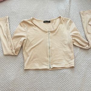 SHEIN cropped long sleeve top. Size medium.